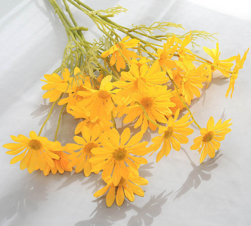 Small daisy Fake Flower Artificial Dutch chrysanthemum Color:Yellow