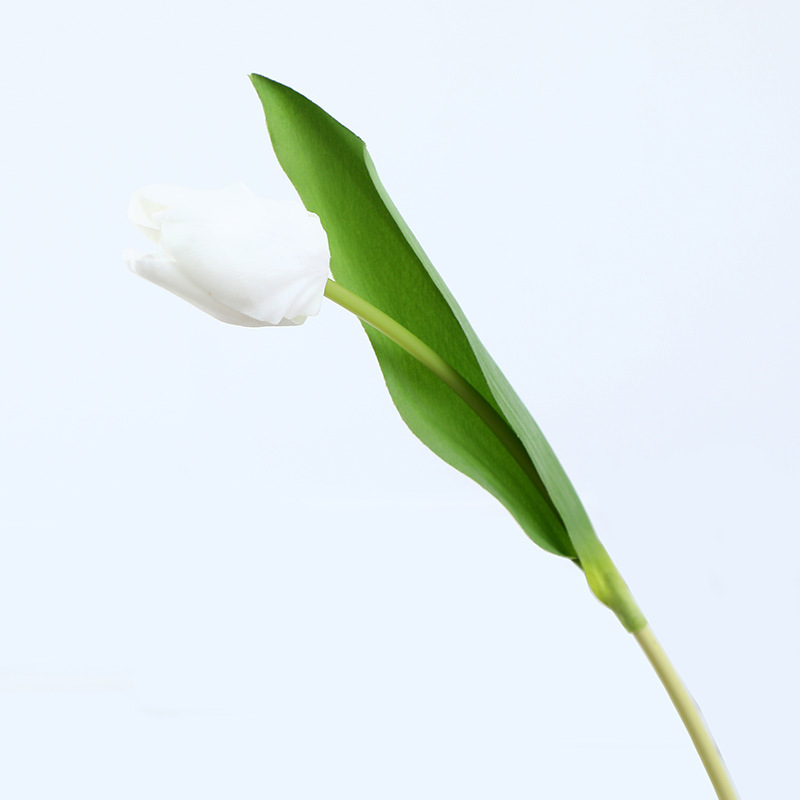 Feel moisturizing tulip artificial flower Color:White