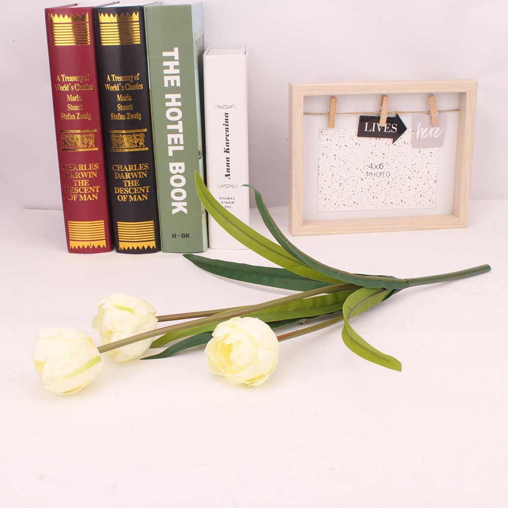 Artificial 3 bud tulips arrangement Color:White