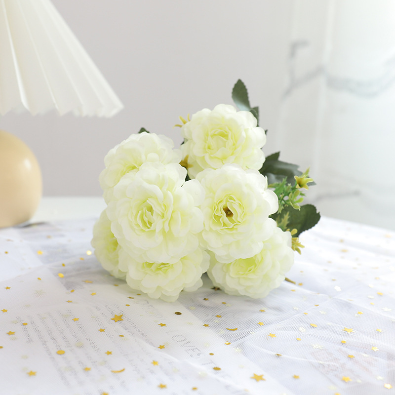 artificial of 6 autumn peonies silk flowers White