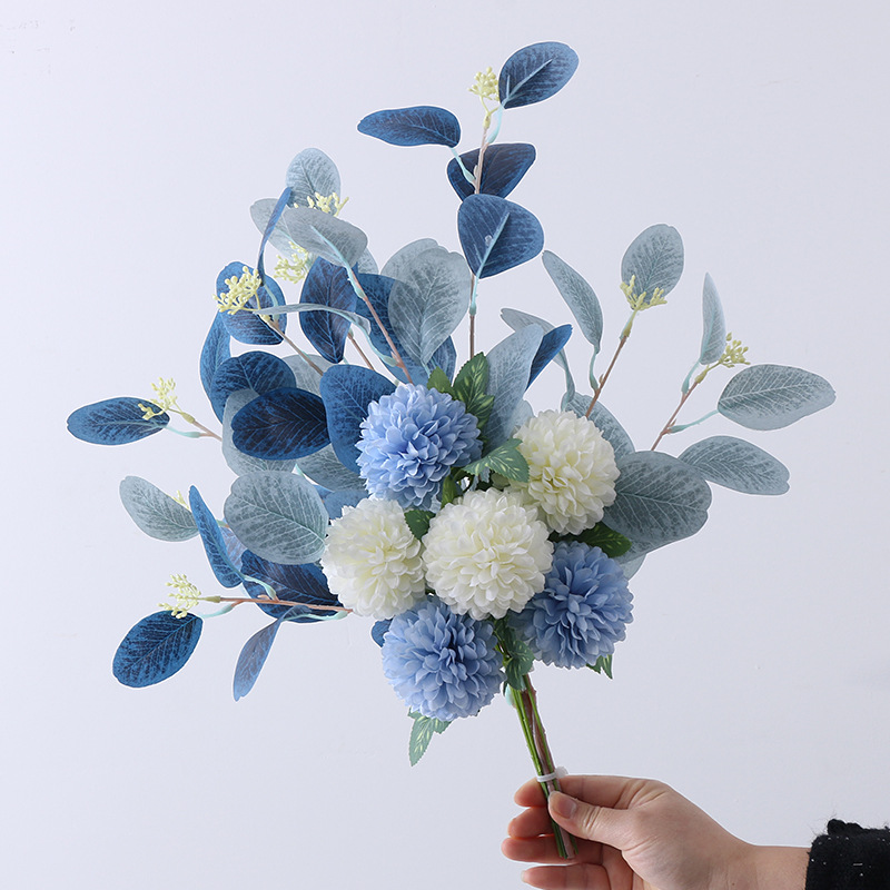 Simulated eucalyptus leaf ball chrysanthemum bouquet flower arrangement fake flower ornaments White Blue